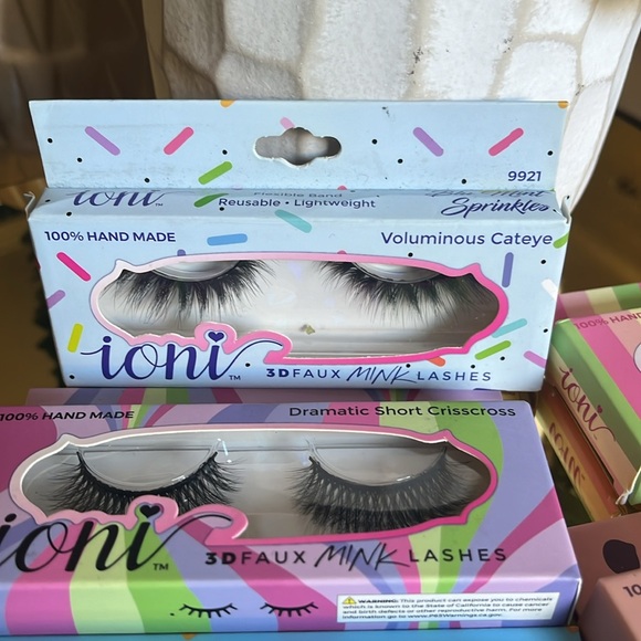 IONI EYE LASH BUNDLE - Picture 2 of 4